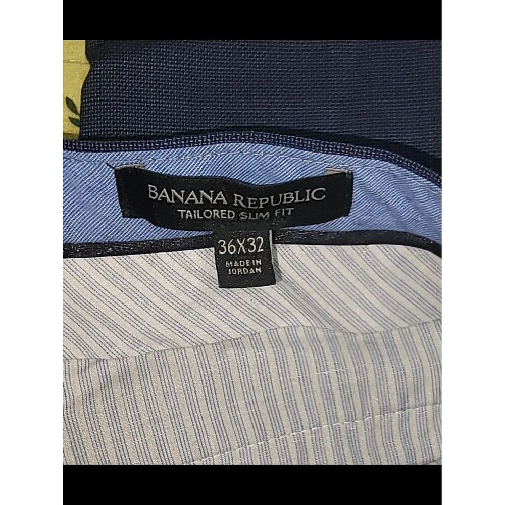 Banana Republic Tailored Slim Fit Navy Dress Pants 100% natural Fiber Italian 36